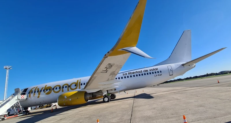 Avión de Flybondi. Foto: Flybondi